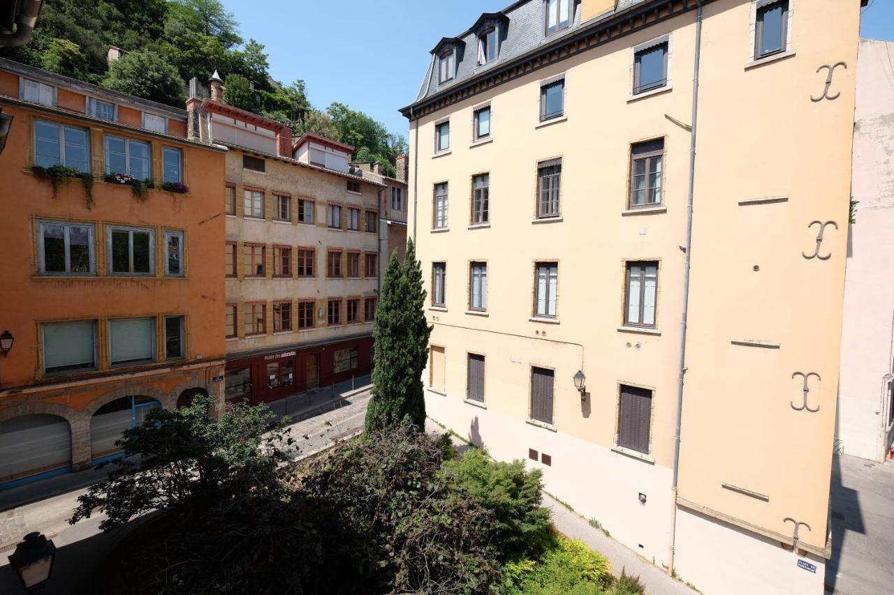 Honore Suite Vue Saone Лион Екстериор снимка